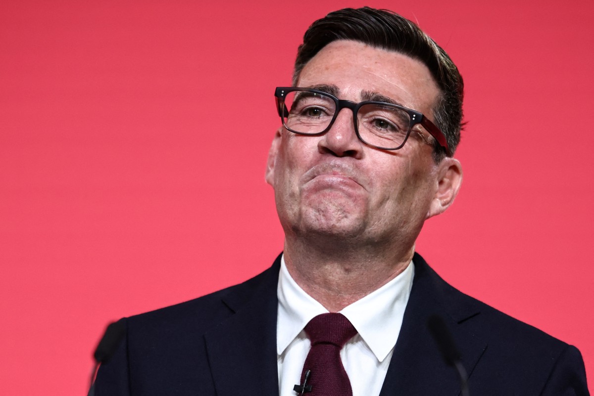 Andy Burnham vuole riportare il Regno Unito agli anni Settanta?