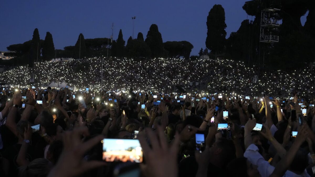 Il Circo è Massimo, i decibel pure. Anche il Campidoglio si attiva sul fronte dei live