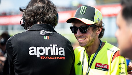 Valentino Rossi esalta Kimi Antonelli: “È un sogno per l’Italia”