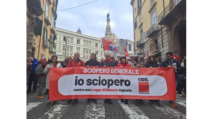 Trasforma lo sciopero in ricatto politico. Così Conflavoro smaschera Landini - il Giornale