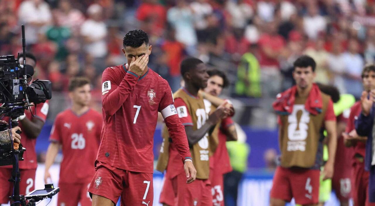 Cristiano Ronaldo e il flop Mondiale: il Portogallo crolla contro la Spagna