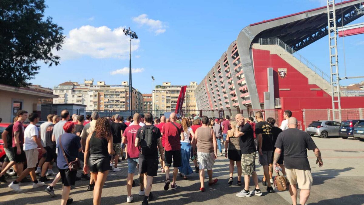 La Maratona torna allo stadio: contestazione dall'interno e corteo per Torino-Milan