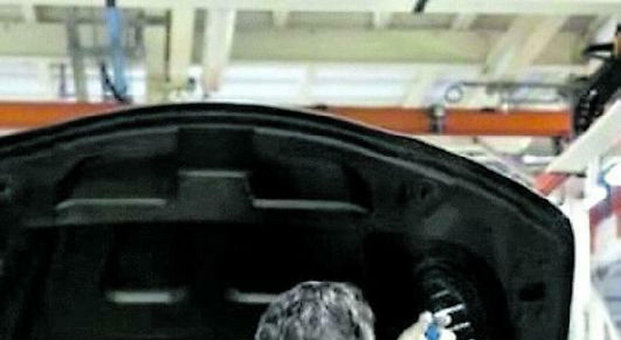 Stellantis, a Cassino produzione ai minimi. Si spera nel nuovo Grecale nel 2027