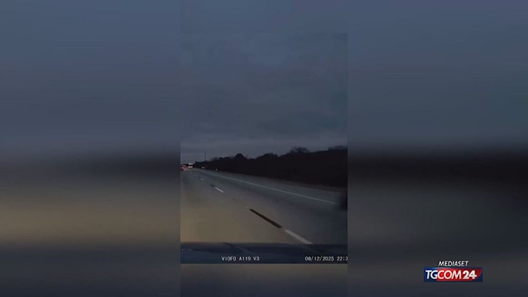 Aereo atterra su un'autostrada della Florida - Tgcom24