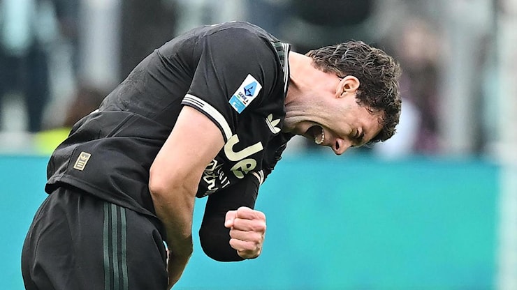 Juve-Vlahovic, grande gelo sul rinnovo: Dusan aspetta una big d'Europa - La Gazzetta dello Sport