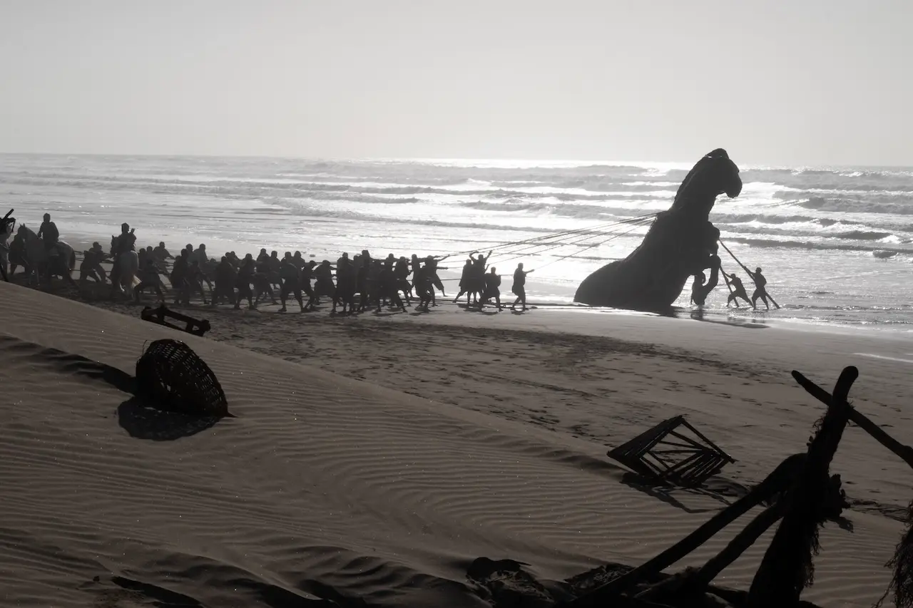 I titoli di coda di Odissea segnano una prima volta nel cinema di Christopher Nolan