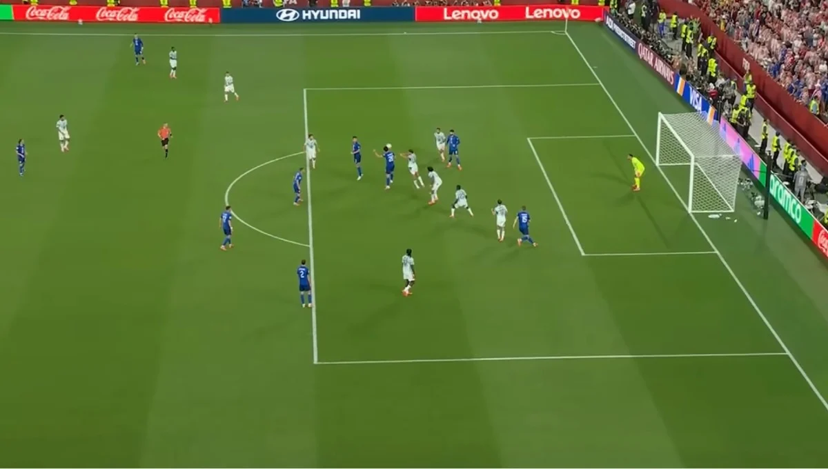 Un tocco invisibile dentro il pallone: così il sensore del Trionda ha annullato il gol della Croazia (e salvato il Portogallo)