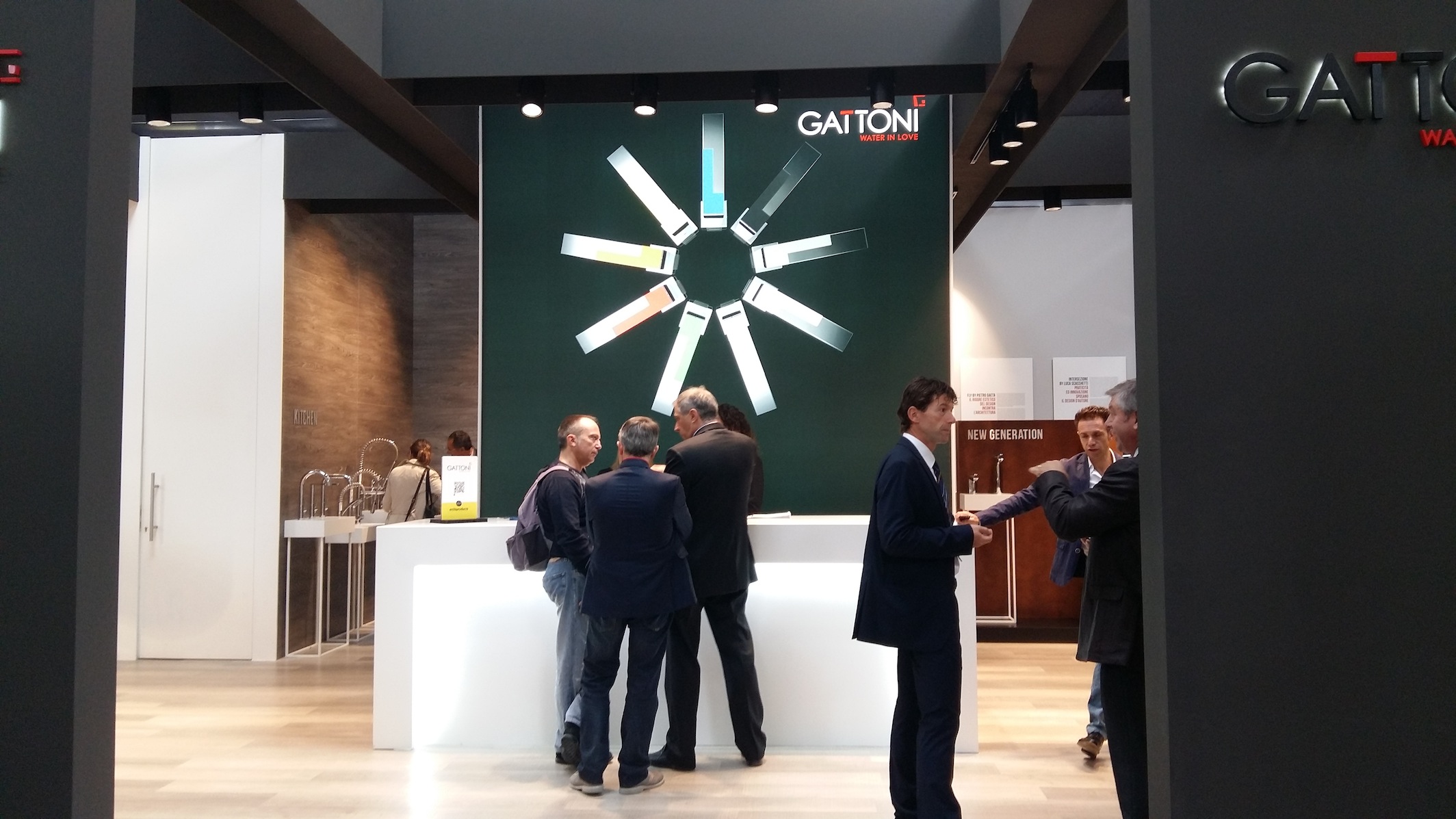 Plauso per lo stand di Gattoni Rubinetteria al Cersaie. Design “green” per bagni contemporanei
