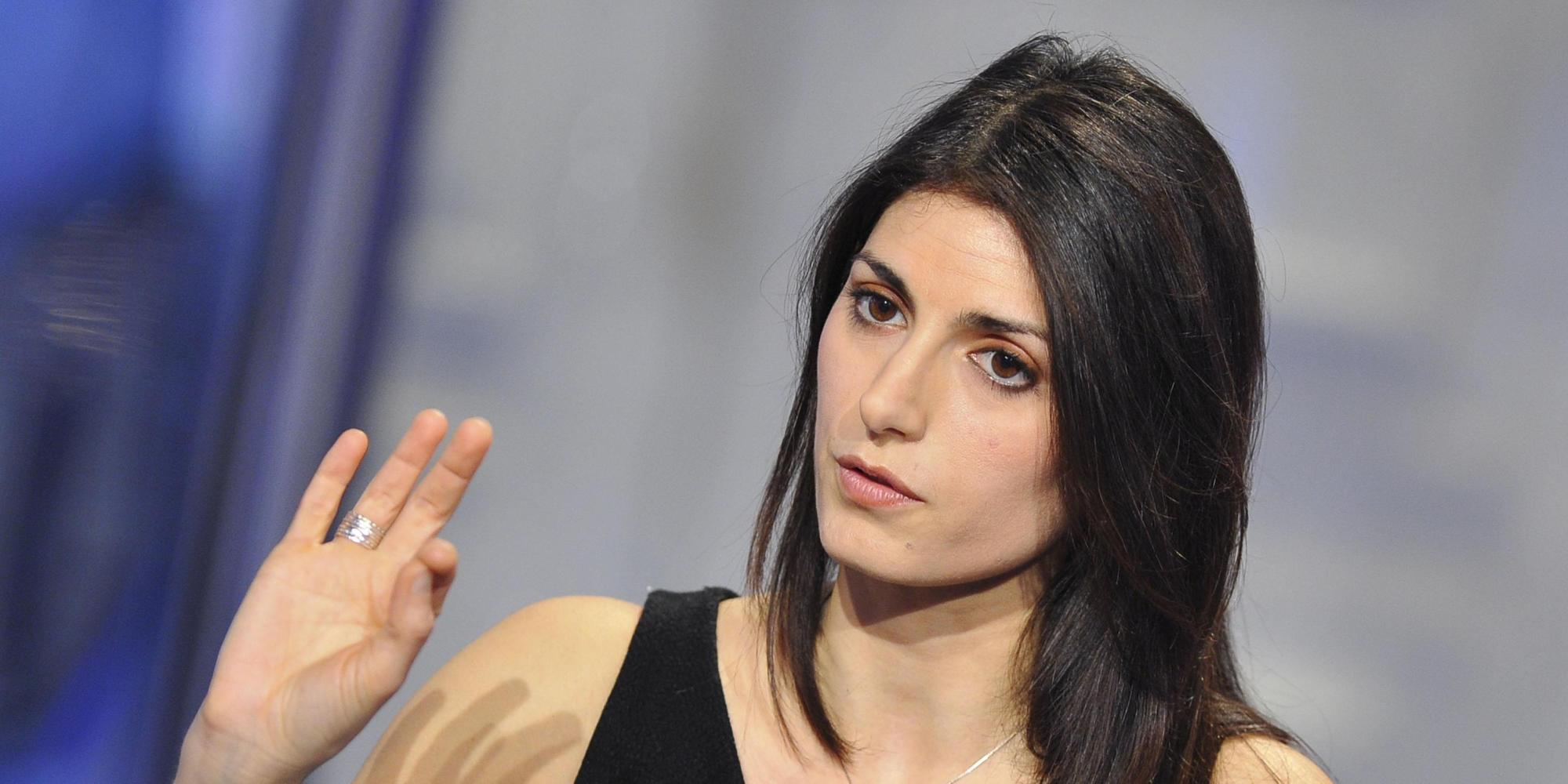 ROMA, ASSOTUTELA: “SU RAGGI UN CONTO LA CRITICA POLITICA, UN CONTO IL GOSSIP”